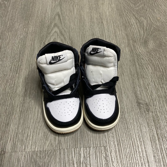 jordan 1 size 5c